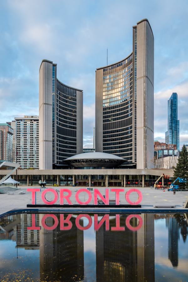 Toronto New city Hall Nathan Phillips square